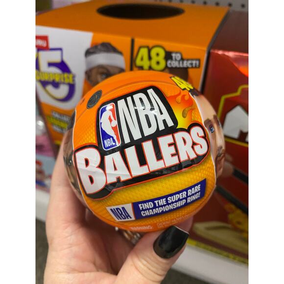 5 Surprise NBA Series 2 Blind Box Capsule Mini Figure - Picture 1 of 4
